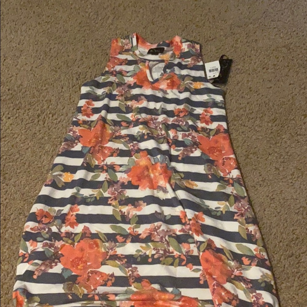 Flowery striped dress